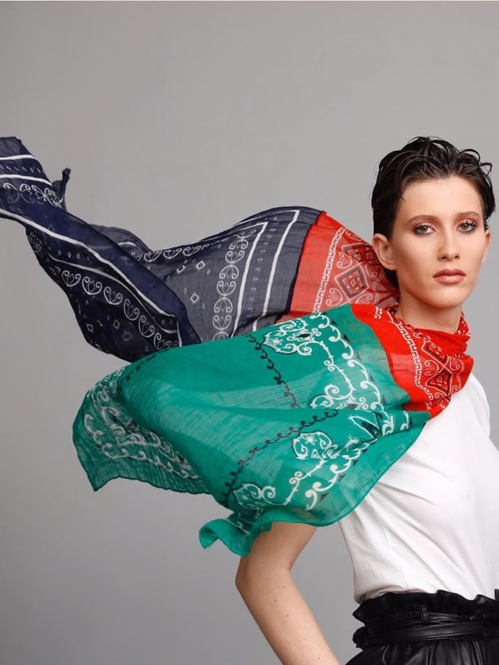 Destin Patchwork Bandana Scarf in Green, Red & Navy made in Italy - Picture 1 of 10